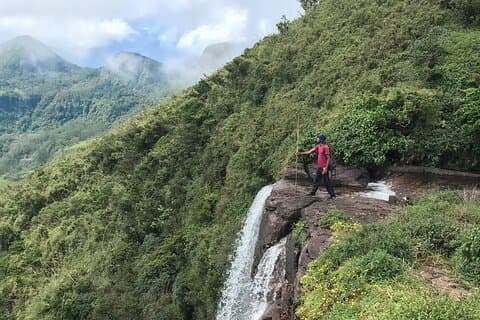 Kotaganga Watervallen Ketting van Kandy