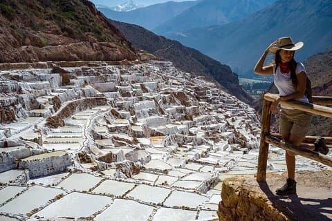 Excursie naar Maras Moray & bezoek aan een textielcentrum in Chinchero