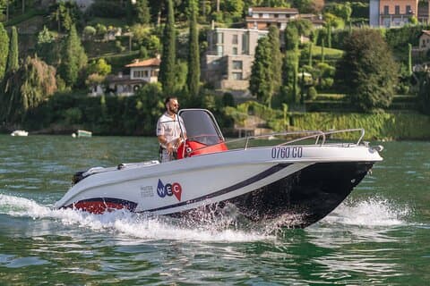 Boat rental on Lake Como - without license - Trimarchi 40hp