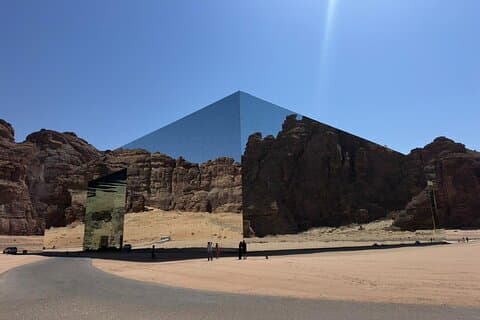 AlUla wonders: Hegra , Elephant rock , Old town , harrat