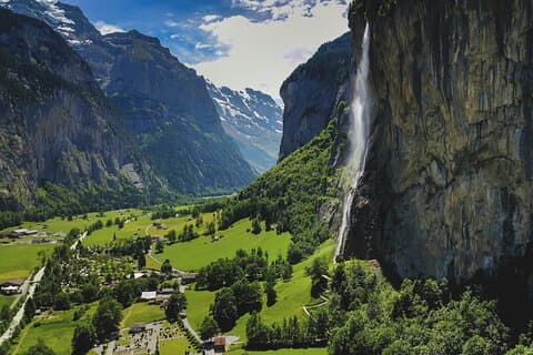 Half Day Trip to Grindelwald and Lauterbrunnen