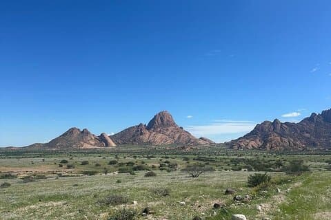 Excursion d'une journée à Spitzkoppe au départ de Swakopmund