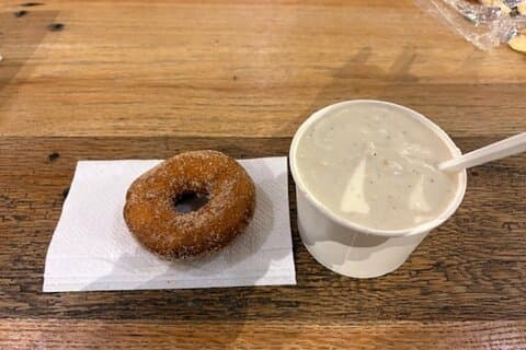 タラと紅茶とキャンディのボストン食の歴史ウォーキングツアー