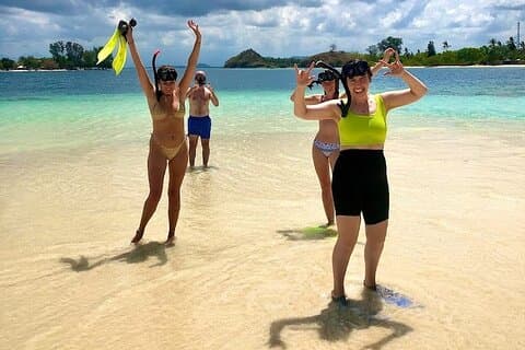 Aventura de buceo y saltos compartidos en la isla de Lombok