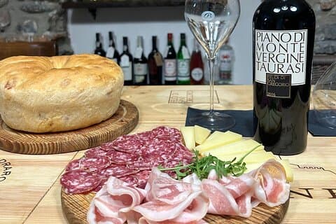 Degustazione di vini con abbinamento al Lago di Como