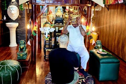 Phuket Sak Yant Experiência de Sites Religiosos