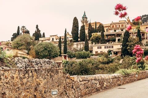 A morning visit to Valldemossa and Port Soller