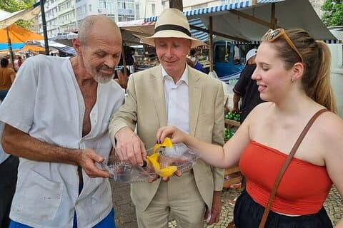 Tasting Tour of Tropical and Exotic Fruits in Panama’s Markets