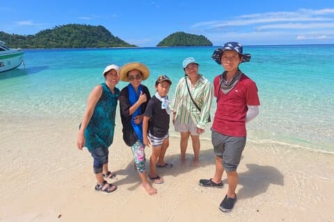 Private Koh Lipe Inner and Outer Island Hopping with Snorkeling