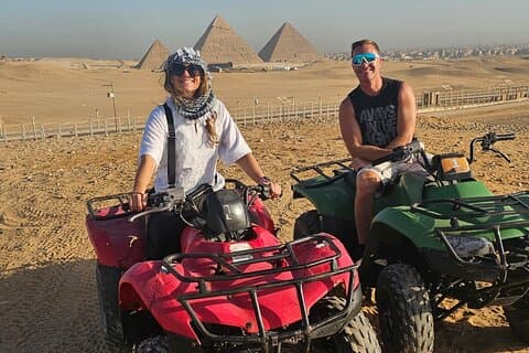 Private Tour Giza Pyramider, Sphinx, Camel Ride, Quad Bike og Lunch