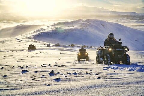 Caving & ATV Adventure Tour fra Reykjavik – Full-Day Experience