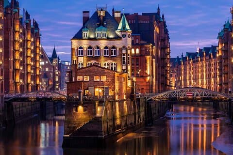 Hamburgo : Speicherstadt, Elbphilharmonie Plaza & Boat Cruise