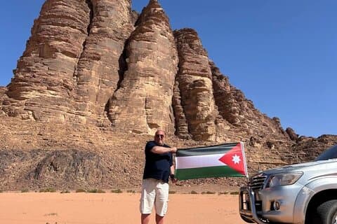 Explora Wadi Rum y Petra