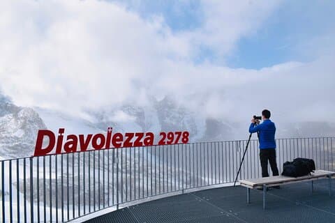 Von Mailand – Alpine Wonders Mittagessen in der Diavolezza und im Berninazug