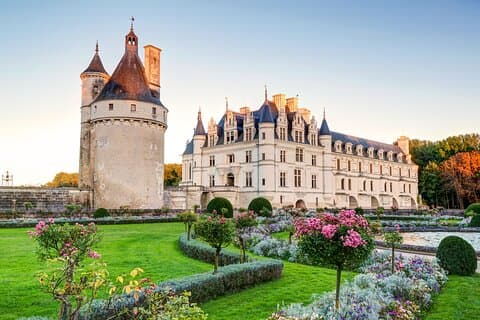Castelo do Vale do Loire Viagens de um dia guiadas de Paris com transporte