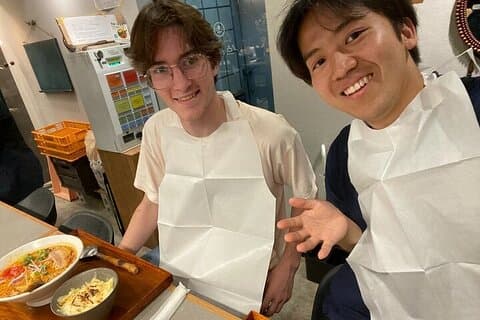 Shibuya Ramen Tasting Experience with Local Guide