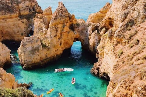 Private 2-Day Tour to Algarve from Lisbon with Benagil Boat Trip