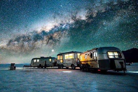 Salar DE Uyuni Zonsondergang en Sterrennacht Tour