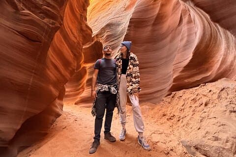 Page: (VIP) Hogan Upper Antelope Canyon Hiking Tour - Age 8+