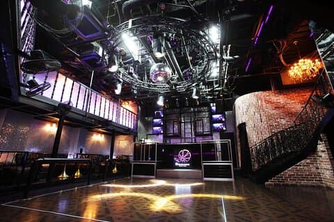Pacote VIP Ammona Nightclub para hóspedes estrangeiros em Osaka