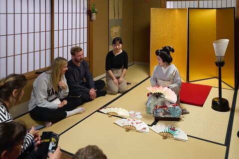 Geiko Performance and Behind the Scenes Tour