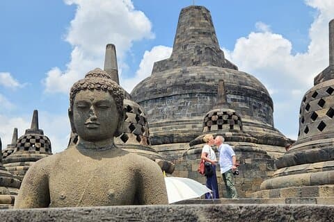 Private 1 Day Tour Borobudur and Prambanan