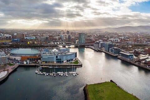 Tour privado de Belfast – cultura, história e charme moderno
