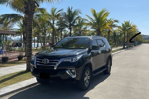Flughafen Noi Bai oder Ha Noi City Autotransfer nach Ha Long Bay