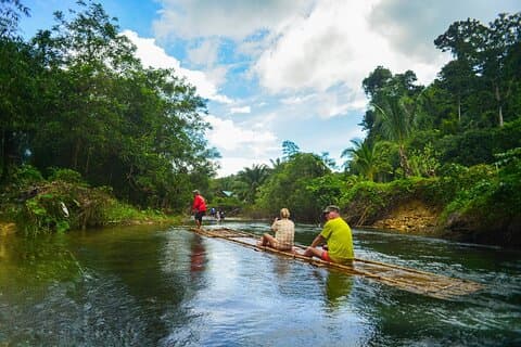 Aventura privada de rafting de bambu de dia inteiro de Phuket