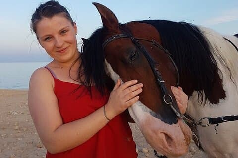 Hurghada - 3 Hour Horse Ride Beach, Desert, Swimming & Transfer