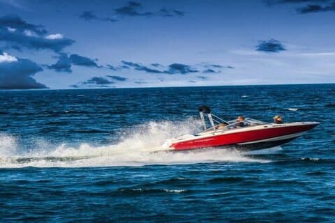 Speedbådseventyr i Hurghada: Adrenalin, sol og hav