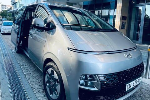 Cape Town Airport & private City tour trans in luxury vehicles