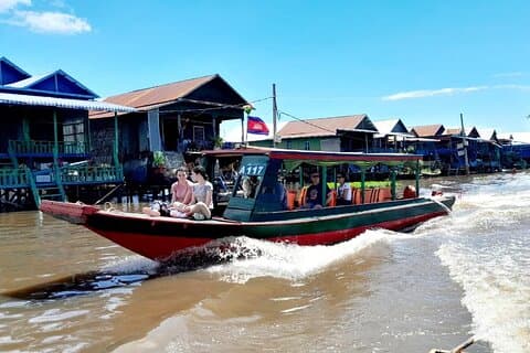 Tour en canoa por el lago Kampong Phluk Floating Village & Sunset