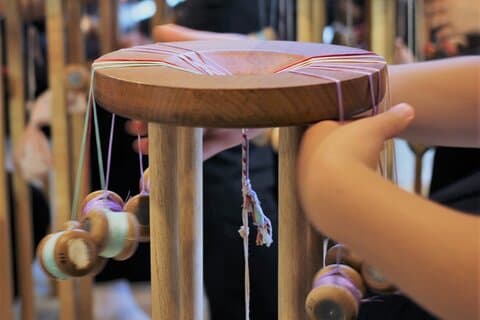 Workshop sull'intreccio di Kumihimo a Kyoto