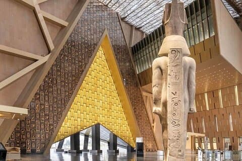 Excursão Premium Cairo de noite a partir de Hurghada por avião – 2 dias