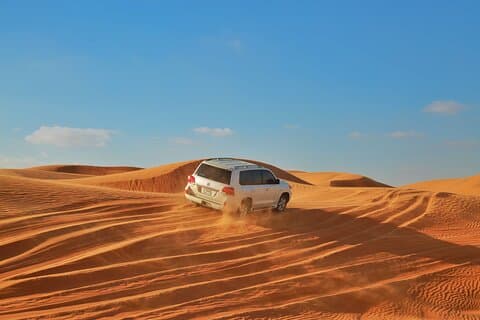 Noite Deserto Safari com jantar de churrasco Ras Al Khaimah