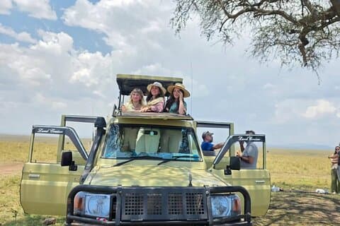 7 Days Masai Mara, L Nakuru, L Naivasha, Hells Gate and Amboseli