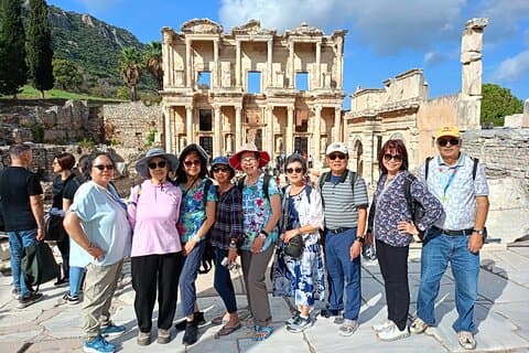 Ephesus & Siebenschläfer & Claros + Mittagessen - Opt Türkisches Bad