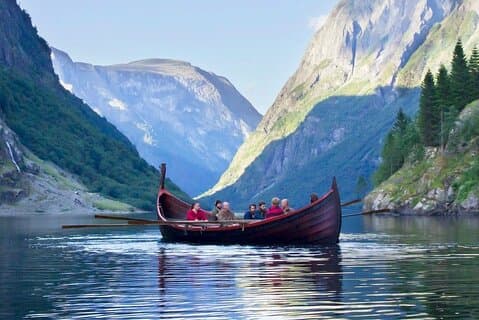 Bergen: Viking Village & UNESCO Fjord Cruise from Flåm