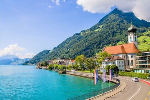 Scoperta dei villaggi svizzeri e crociera sul lago dei Quattro Cantoni
