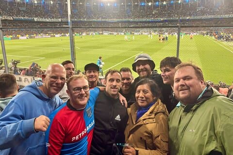 Buenos Aires (Avellaneda) Entrada de fútbol con bebida y guía