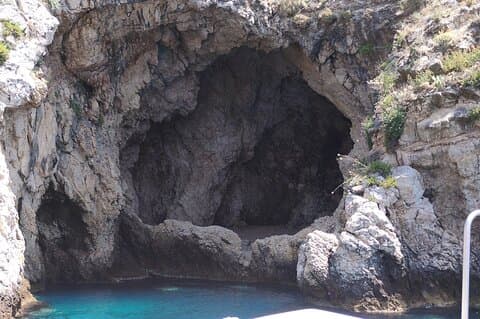 Excursion en bateau à Isola Bella et à la grotte bleue