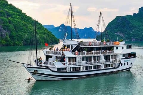 3-daagse gedeelde cruisetour in Halong Bay, inclusief maaltijden