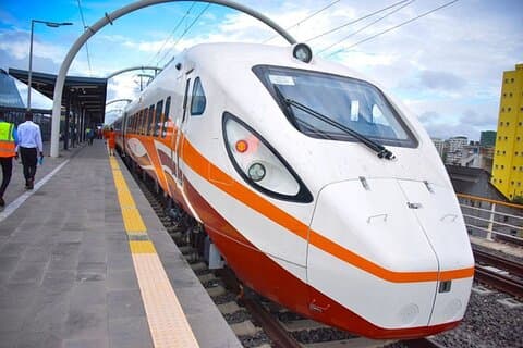 Mikumi Nationaal Park Dagtocht Safari met SGR Trein