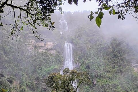 La Chorrera & Chiflon Waterfall Hike - 4 hours