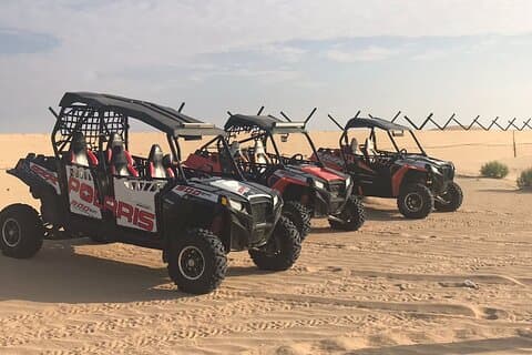 4-Sitzer Dune Buggy in Abu Dhabi mit Transfer