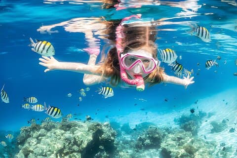 Hurghada : Excursion en bateau d'une journée sur l'île d'Orange Bay avec plongée en apnée