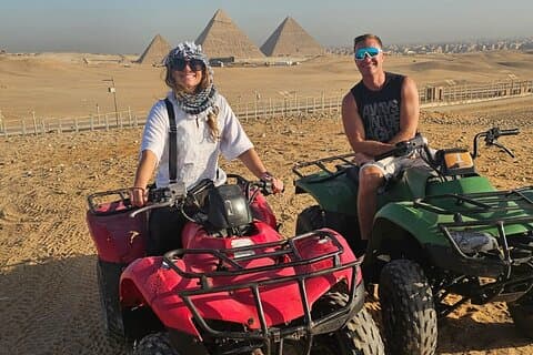 Private Gizeh Pyramiden , Ägyptisches Museum , Kamel und Quad ATV