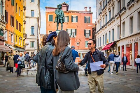 Discover San Polo, Rialto & Frari: Exclusive Private Walking Tour