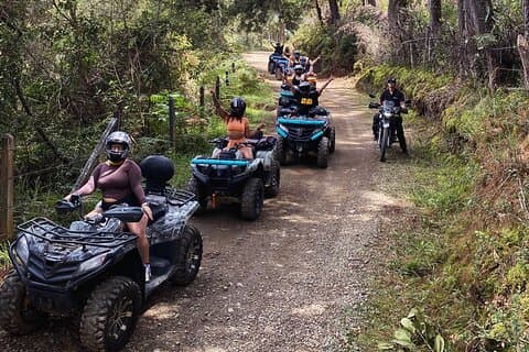Medellín: Aventura Off-Road em Quadriciclo, Adrenalina Total e Cachoeira